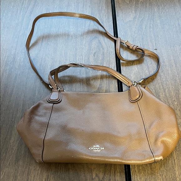 Coach Handbags - Coach Brown Leather Shoulder Bag